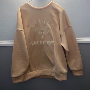 Shein Crewneck. Size M. Color: tan/beige